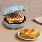 Бутербродница Kitfort КТ-4627