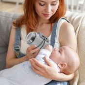 Портативный подогреватель бутылочек Kitfort КТ-2324