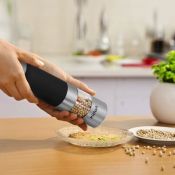 Набор автоматических мельниц для соли и перца Kitfort КТ-6007